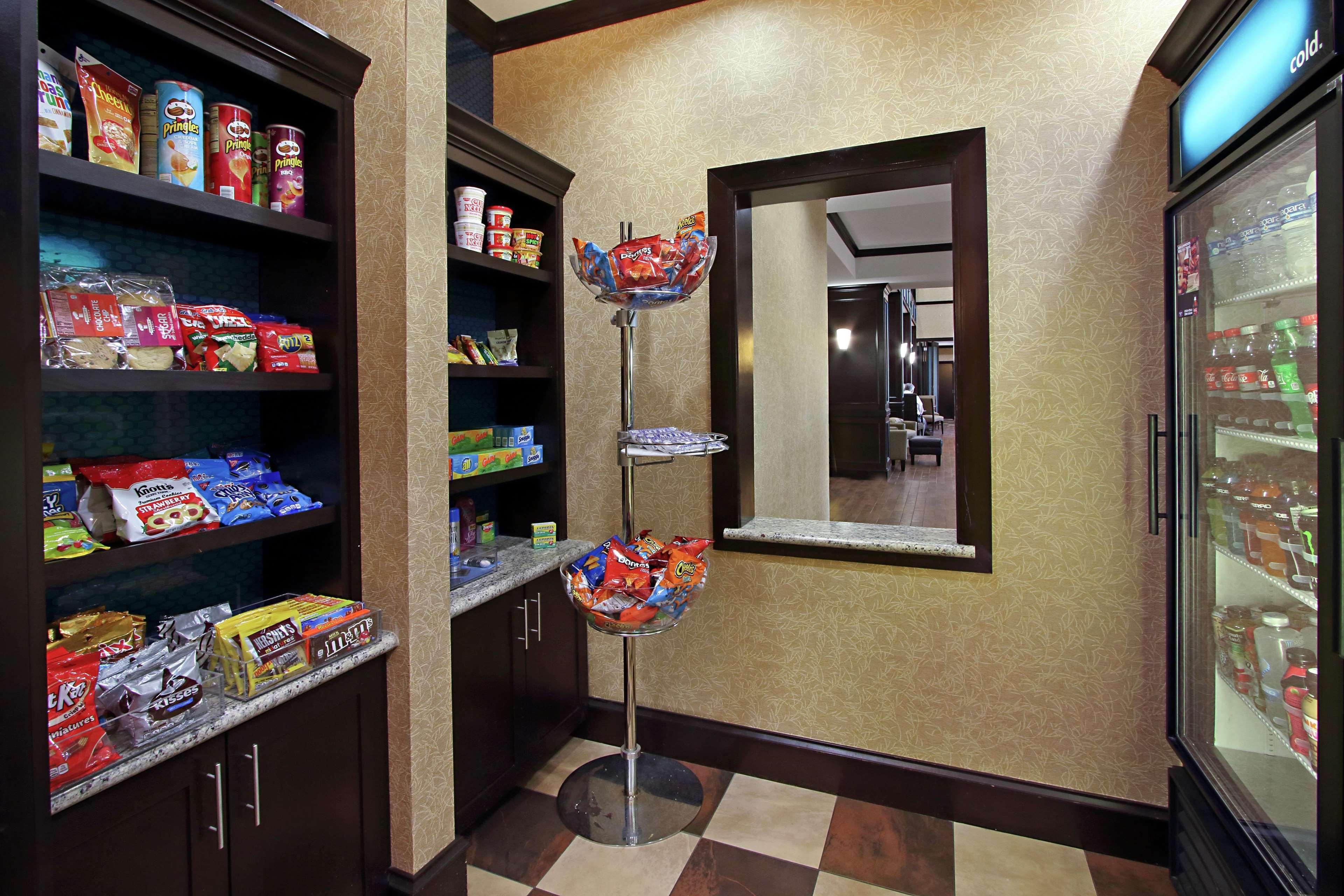 Hampton Inn & Suites Buffalo Buitenkant foto