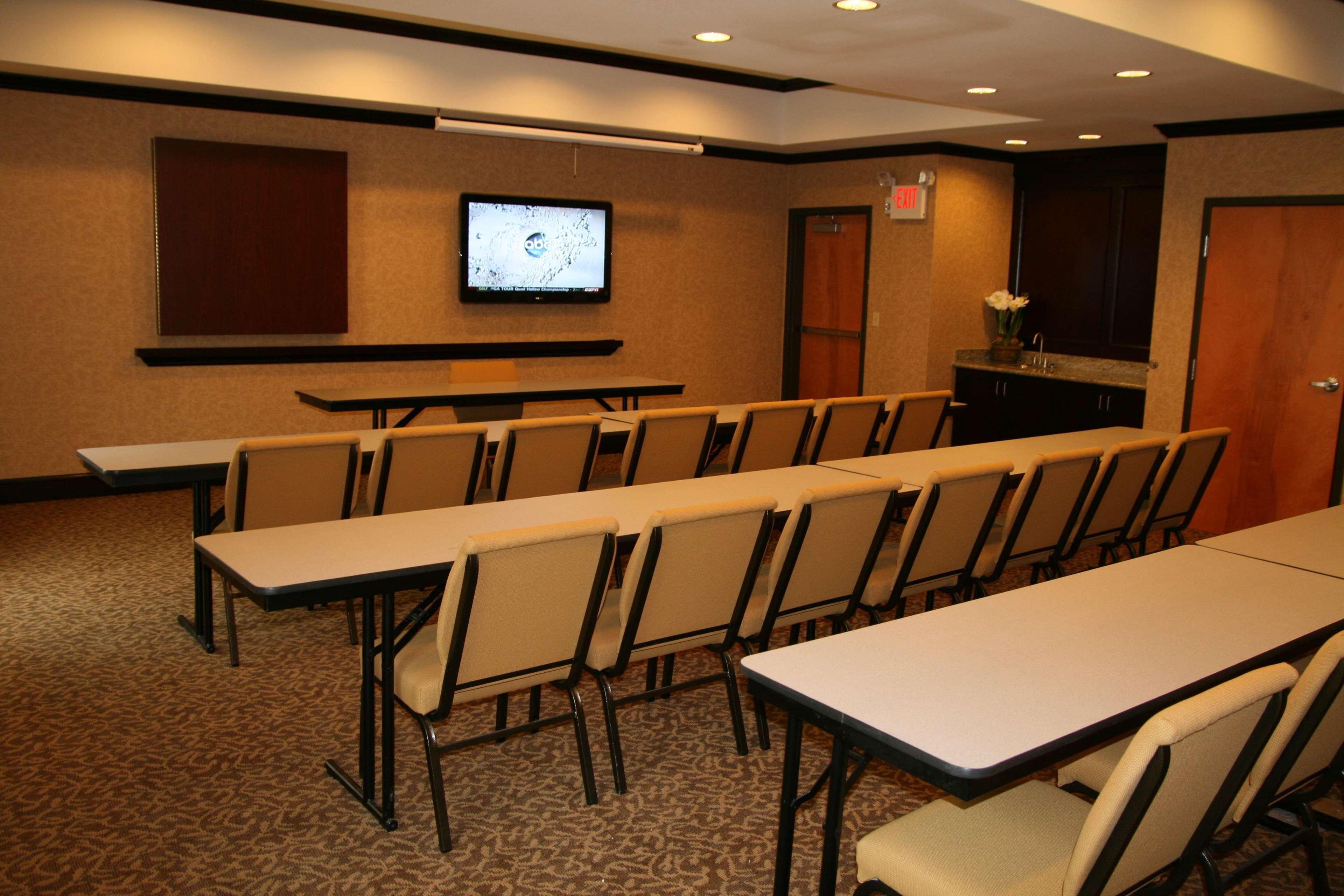 Hampton Inn & Suites Buffalo Buitenkant foto
