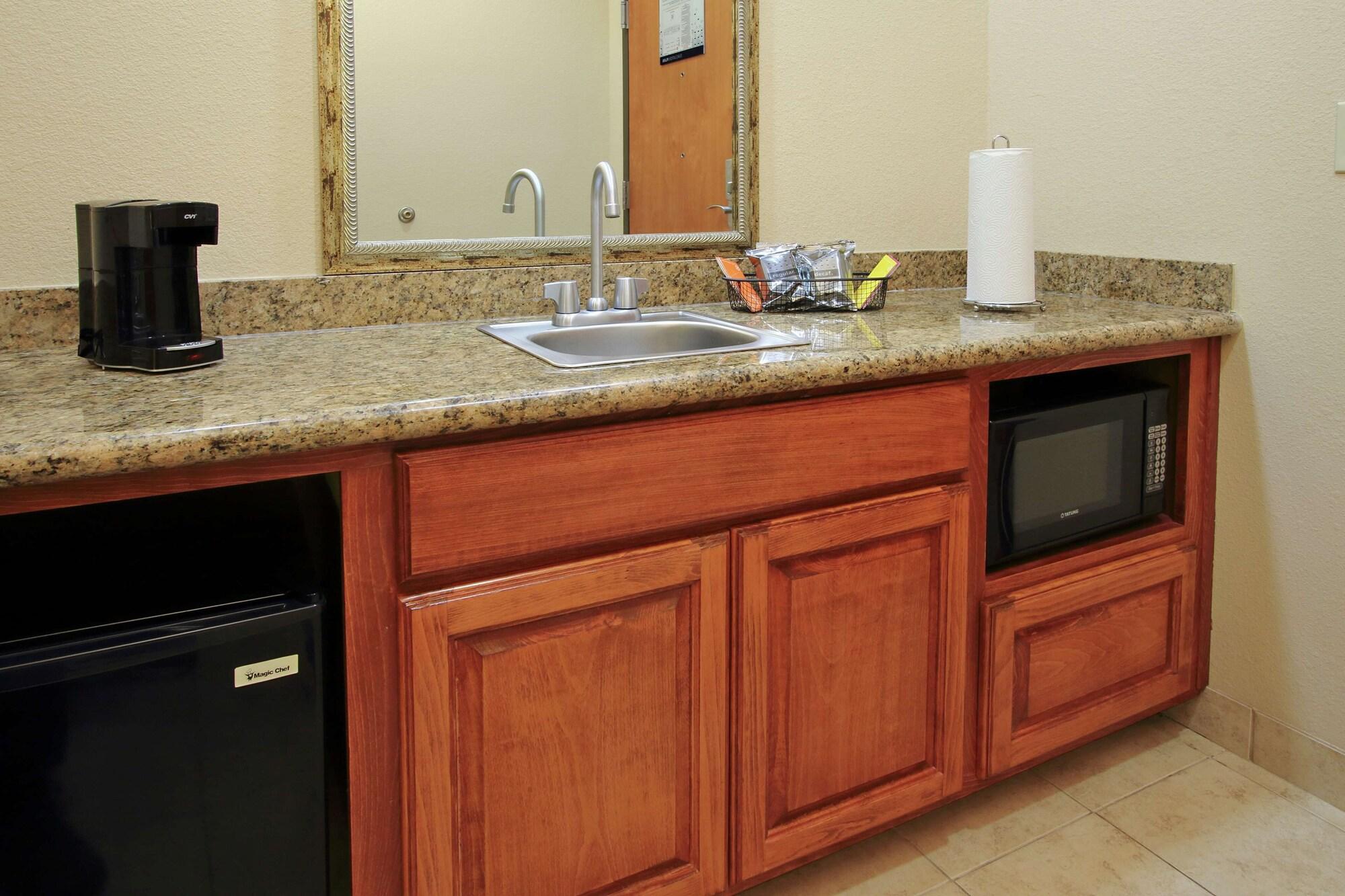 Hampton Inn & Suites Buffalo Buitenkant foto