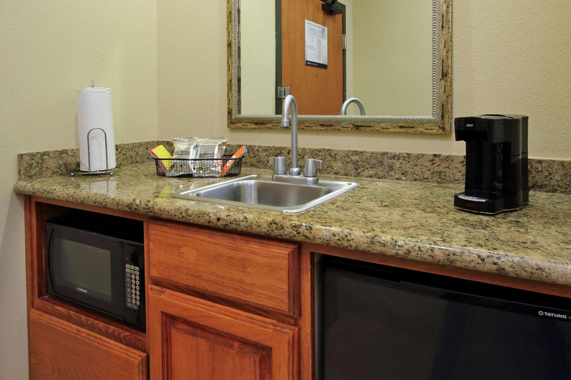 Hampton Inn & Suites Buffalo Buitenkant foto