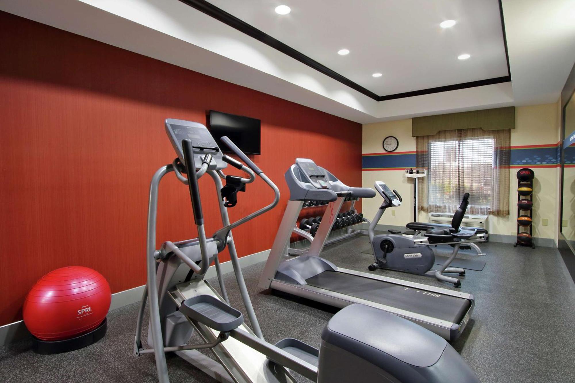 Hampton Inn & Suites Buffalo Buitenkant foto